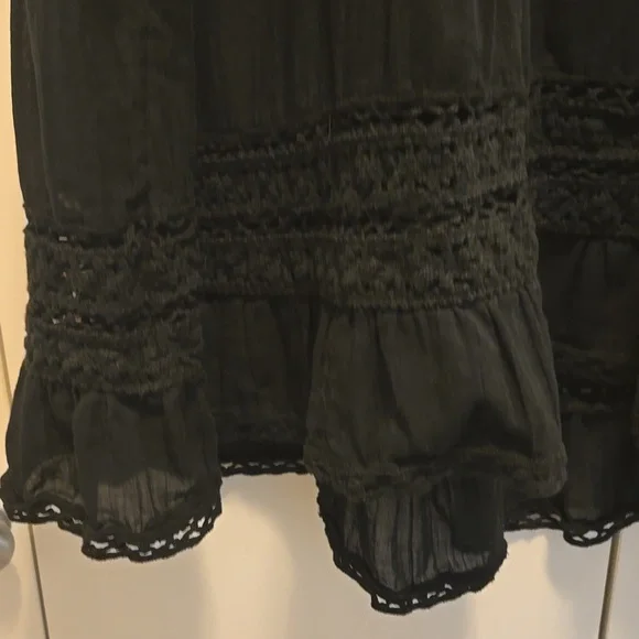 Top - Picture 3 of 4